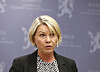 Næringsminister Monica Mæland ser at flere bedrifter, særlig på Sørlandet og Vestlandet sliter.