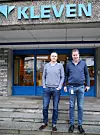 Salgssjef Thore Veddergjerde (t.v) og adm.dir. Kjetil Bollestad ved Kleven Verft ser lysere på framtida nå enn på lenge. Foto: Tore Stensvold