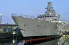 Type 26-fregatten HMS Glasgow til kai ved verftet i Skottland. Det er denne typen fregatter Norge nå skal kjøpe inn.