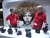 MESSE: Svære bilder av musikeren Maya Vik preget arrangementet.