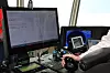 Navigatøren har en touchskjerm der ulike valg for autocrossing kan settes og forskjellige rutevarianter velges. Systemet tar hensyn til vind, strøm og andre forhold.