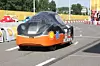 Solteipen ble spesialtilpasset formålet, og plassert mest mulig optimalt i forhold til soleksponeringen på bilen
