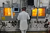 Ved dette laboratoriet i Studsvik kan norsk atomavfall undersøkes ned til minste detalj. Foto: Erik Martiniussen