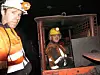 Det er ikke bare på kjøkkenet og i renholdsbransjen kvinnene finnes. 6 kvinner jobber i dag i kullgruvene på Svalbard.
