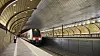 Kort tid etter åpning måtte hastigheten gjennom den nye Holmestrandporten settes ned etter at flere tog opplevde kraftig risting når de kjørte i mellom 170 og 200 km/t.