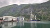 At Norge er en råvarenasjon, er en sannhet med modifikasjoner: Vi importerer svært mye. Bauxitt kommer med skip fra Australia og Brasil for å brukes i norsk aluminiumsproduksjon, som her i Årdal.