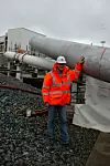 HOVEDRØRET: - Her kommer gassen inn, forteller Sverre Kojedal.