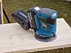 Makita DBO180Z: Den imponerte ikke med verken ytelse eller stabilitet, men tar igjen litt ved å være billig. Foto: Odd Richard Valmot