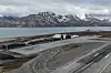 Slik ser Svalbard lufthavn ut i dag. Foto: Avinor/Øystein Løwer