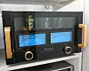 HiFi: McIntosh er kjent for sine synlige desibelmålere. Flere av effektforsterkerne og monoblokkene veier opp mot 75 kilo.
