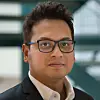 – Vi ønsket å finne ut hvilke maskinlæringsmodeller som er best egnet til å forutsi ulykker, sier professor Ziaul Haque Munim. Foto: USN