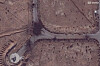 Satellittbildet viser ødelagte F-14- og Chengdu F-7-fly på Irans 8. taktiske flybase i Isfahan etter et israelsk angrep 8. mars 2026.