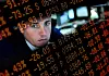 OPP OG NED I LYSFART: Mens verden holder pusten på finansmarkedenes vegne, har verdens børser gjennomgått en teknologisk forvandling uten historisk sidestykke.