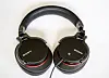 Sony MDR-1A BT kan vri øreklokkene sideveis.