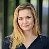 Høyres Mathilde Tybring-Gjedde vil ha flere incentiver for å spare strøm, for eksempel skattefradrag, men strømstøtten vil hun beholde. Foto: Hans Kristian Thorbjoernsen