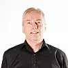 – Nå har vi også begynt å tilby Power Coat «3 in 1» til privatpersoner gjennom våre forhandlere, forteller Torgeir Stald i J.S.Cock, som er produktsjef for Power Coat. Foto: J. S. Cock