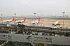 Boeing 737 Max 8-fly tilhørende Shanghai Airlines stående ble stående på Shanghai Hongqiao lufthavn mandag. Foto: STR