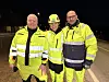 Fra venstre: Torbjørn Rønning, seniorrådgiver elektro, Benedichte Hellestøl, direktør utbedring og drift og Frode Sønnik Haaversen, driftsrådgiver på strekningen. Foto: Halldis Skogen/ Nye Veier.