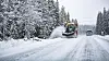 Vinterlige og glatte forhold på mange veier for tiden, som her mellom Lillehammer og Mesnali.