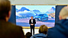 Marius Hayler, sjef for Nio Norge, foran slagordet 'A Car for Norway'. Forbrukerrådet sier de forstår folk som stiller spørsmålstegn ved nettopp dette utsagnet, gitt kontrakten.