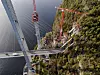 Entreprenør Eiffage har et trangt anleggsområde å operere på rundt brutårnet til den nye Grenlandsbrua. Foto: Arash A. Nejad