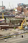 Den delvis revne, forhøyde hovedveien gjennom sentrum kjent som The Central Artery. Denne skulle erstattes med en rekke tunneler for å lette på trafikken i sentrum. Foto: NTB Scanpix