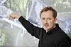 – En ekstremt bratt fjellside, som krevde mye sikring. Her hadde vi mange tekniske utfordringer, sier Erik Eiane, som er prosjektleder for Implenia/Stangeland. Foto: Arash A. Nejad