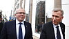 Diskusjonen om hvem som skal etterfølge Eldar Sætre (t.v.) som konsernsjef i Equinor er i gang. Styreleder Jon Erik Reinhardsen (t.h.)