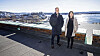 Raymond Johansen får bred støtte for sitt forslag om å montere solceller på alle kommunale bygninger i Oslo. Her med miljøbyråd Lan Marie Berg i MDG.