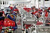 Dairmuid O’Connell snakker ofte om veien til masseproduksjon av elbiler for å oppnå en betydelig miljøeffekt. Her jobber robotene på Teslas fabrikk i Fremont, California.