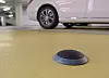Parkering: Bosch vil bruke sensorer i biler og på bakken til å identifisere ledige parkeringsplasser. På den måten tror de biltrafikken i byer kan reduseres vesentlig. Foto: Bosch