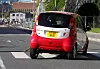 Prisene på Mitsubishi i-MiEV i Norge starter på 239.000 kroner. Da har bilen/batteriene fem års garanti/100.000 km og desssuten tre års veihjelp som inkluderer henting dersom du kjører tomt for strøm. De første bilene blir levert rett over nyttår.