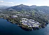 Bergen Engines er plassert på Hordvikneset ved Bergen. Det er 670 ansatte ved anlegget, som også har egne laboratorier og testmotorer det utvikles på. Foto: Bergen Engines AS