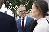 Investerer bredt: Formues rådgivere Kjetil Haug og Vibeke Bryde Christensen mener et godt råd er å spre investeringene i mange ulike fond innenfor renter, aksjer og alternative investeringer. Da blir man mindre påvirket av enkelthendelser. Foto: MARTINE KOLSTAD