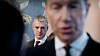 Vassdrags- og energidirektør Kjetil Lund varsler at framdriften både for vindkraft i Finnmark og havvind i Sørlige Nordsjø II nå stopper opp på grunn av streiken. Energiminister Terje Aasland i forgrunnen.