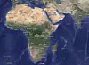 Det blir en lang omvei for skip som kommer fra Asia og skal til Europa – eller omvendt – dersom de må droppe Suezkanalen og gå rundt Afrika. Illustrasjon: Google