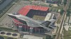 Industrien i Nederland vant en mange av de første F-35-vedlikeholdskontraktene. Her er en F-35A over De Grolsch Veste, hjemmebanen til FC Twente.