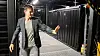 Prosjektleder for Audi charging hub, Ewald Kreml viser frem innsiden av ladestasjonen. Den er modulær og krever ikke grunnarbeider. Nødvendig infrastruktur er installert i containere som skyves på plass under bygging. Foto: Marius Valle
