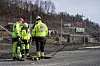 Det er satt inn tiltak og blant annet tatt vannprøver etter at mange tonn olje har lekket ut etter innbrudd og skadeverk på Hamang transformatorstasjon i Bærum.