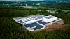 Det er en tydelig trend i solcellemarkedet at flere nå vil ta i bruk grå areal til bakkemonterte solceller. Enten i tillegg til eller i stedet for takarealene.