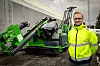 Aksel Pettersen ved en av de autonome pælemaskinene til Solcellespesialisten. Disse brukes til å slå stolper ned i grunnen, som solcellepaneler monteres på. Foto: TUM Studio