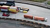 Siden 2015 har Jula Logistics benyttet seg av en 32 meter lang lastebil som trekker to containere, noe som ikke er mulig på kontinentet. Det har kuttet energiforbruket per kilo gods med 70 prosent. Nå skal lastebilen bli elektrisk.