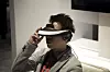 Sonys virtual reality-sett er ikke lenger en fjern framtidsvisjon. Settet har en liten HD-oppløst 3D-skjerm for hvert øye, pluss virtuell 5.1-lyd. Vi så et klipp fra Smurfene, og lot oss imponere både av bilde-, lyd- og 3D-kvalitet, men syntes settet var vel tungt for å ha på lenger enn i få minutter.