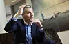 Henter kompetanse: – Jeg rekrutterer fra flere bransjer fordi jeg vet at vi kan lære mye av andre. For meg handler digitalisering om en kontinuerlig forbedring av systemene både for ansatte og for kundene, sier Crister Fritzson. Foto: Sverre Chr. Jarild