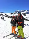 Slalåm: – Den ferien jeg setter aller mest pris på er når vi kan stå på ski. Her er jeg i Alpene med min elskede kone, Carina. Foto: Privat