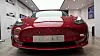 Tesla Model 3 utstilt på bilmessen i Paris. Foto: Marius Valle