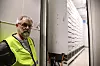 Batteriene er plassert i det som tidligere var del av et lasterom, uten at skipet har mistet vesentlig lastekapasitet.