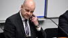 Kriminalsjef Risto Lohi i det finske rikskriminalpolitiet opplyste fredag om en tung gjenstand funnet nær den skadede gassrørledningen. Her fra en pressekonferanse tidligere i oktober.