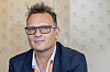 Claus Bahlmann har arbeidet med kunstig intelligens siden 1990-tallet. Nå bruker han teknologien til å løse utfordringer innen jernbane og kollektivtransport.