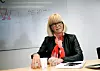 Voksen: Færøvik sier at hun verken kan eller vil forsøke å kopiere forgjengeren Torstein Sanness. Jeg må finne min form, sier hun.